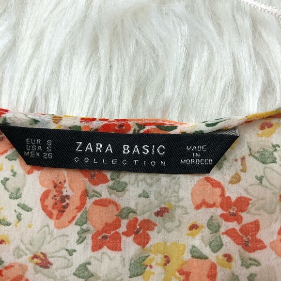 ❌SOLD❌Zara Basic Collection Floral Ruffle Blouse - Picture 8 of 9